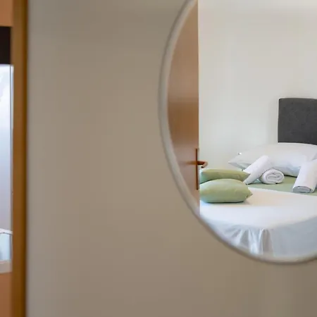 Апартаменти Nest Ciovo