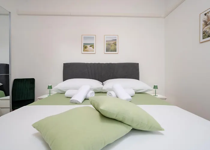 Nest Ciovo Apartament