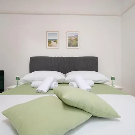 Nest Ciovo Lejlighed