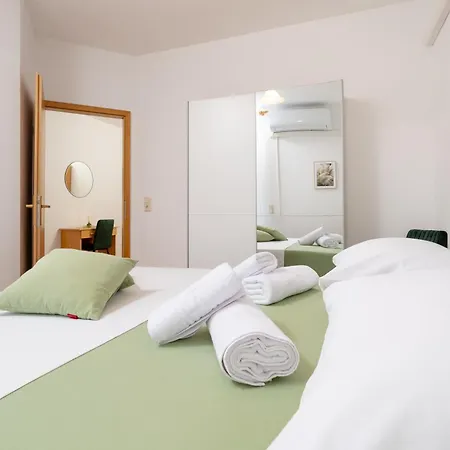 Nest Ciovo Lejlighed